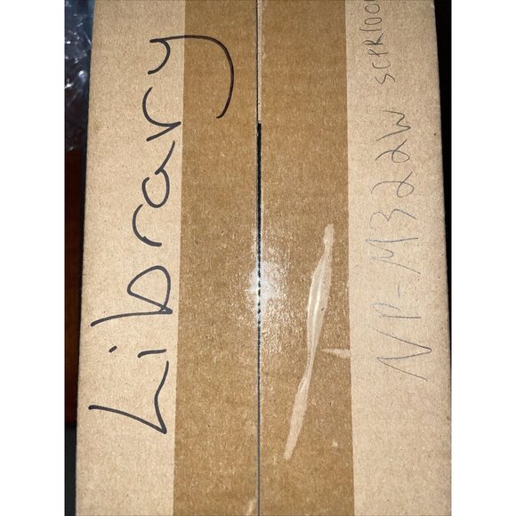 NEC Genuine NP28LP Lamp Unit - New in box - Picture 3 of 3